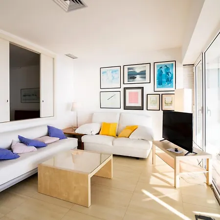 Sitges Suites * 시체스
