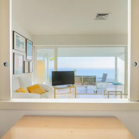 Sitges Suites شقة