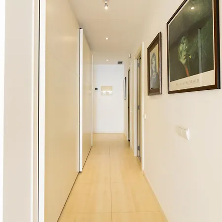 Sitges Suites * سيدجيس