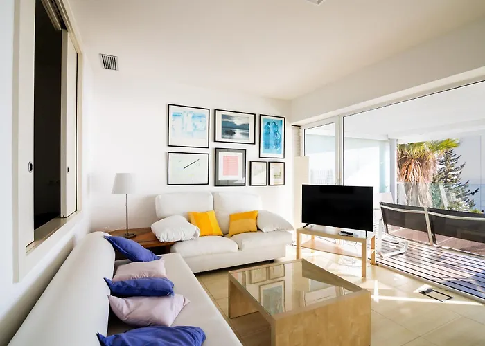 Sitges Suites Apartment *